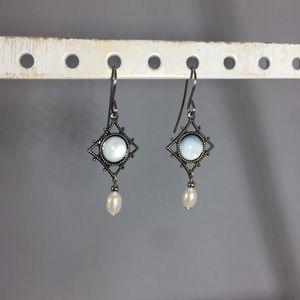 Mother of Pearl Rice Pearl Earrings